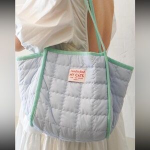 Puffy Tiger Bag - Quilted Tote Bag with Cat Mom Details